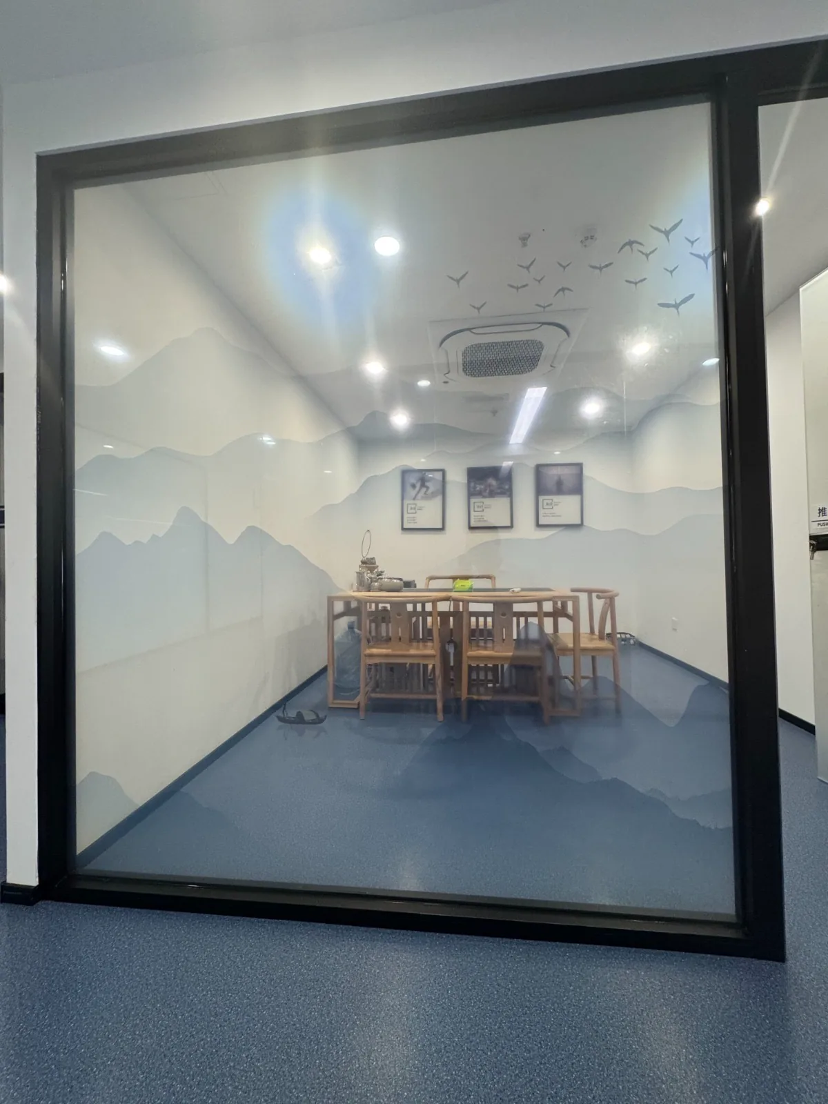 Commercial conference room through Smart Film in clear mode